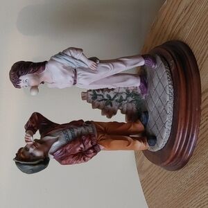 Rare‎ vintage Capodimonte Style L'Arte Nel Mondo Figurine Italy